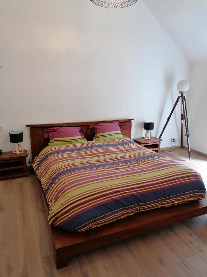 Maison Renovee En Pierres Sejour Spacieux Avec Jardin Et Terrasse Amenagee Pres Omaha Beach & Bayeux A 5Mn De La Mer Tous Commerces Commes Exteriér fotografie